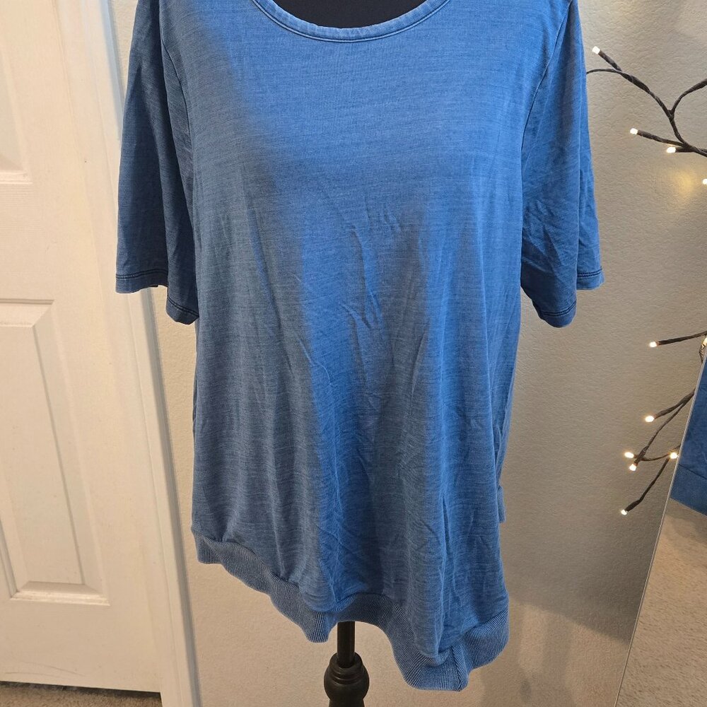 Chico's Jean Colored Top with offset hem design - Size 2 - EUC